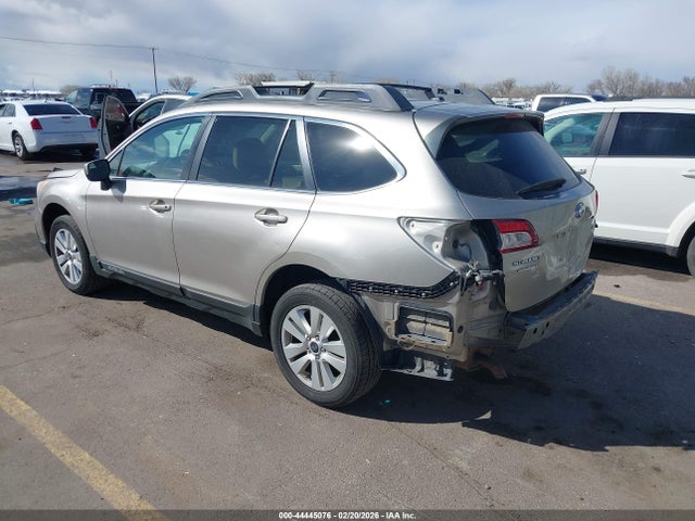 Subaru Outback 2.5i Premium 2015 4S4BSACC6F3348290 Image 3