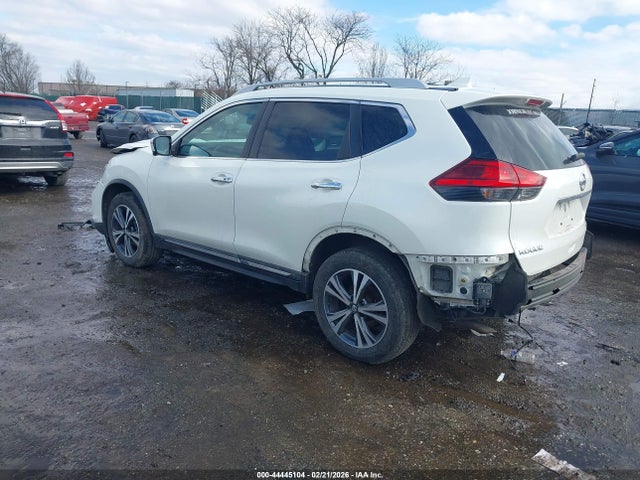 2017 NISSAN ROGUE 5N1AT2MV9HC868968 Photo 2