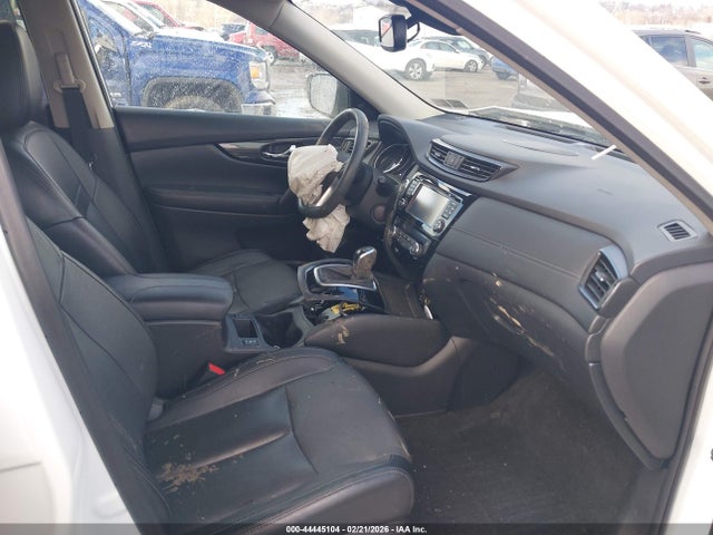 2017 NISSAN ROGUE 5N1AT2MV9HC868968 Photo 4