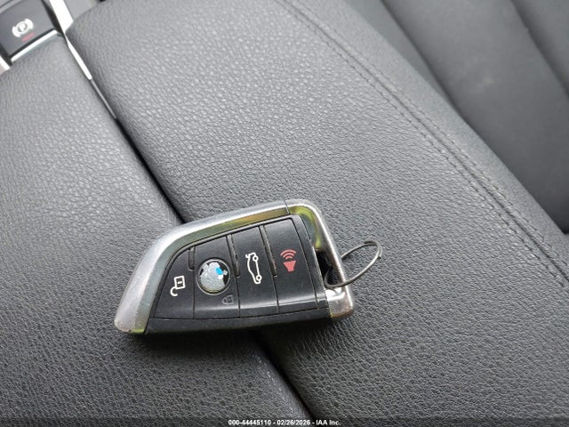 44445110 :رقم المزاد ، 5UXKR0C59F0P05974 vin ، 2015 Bmw X5 Xdrive35i مزاد بيع