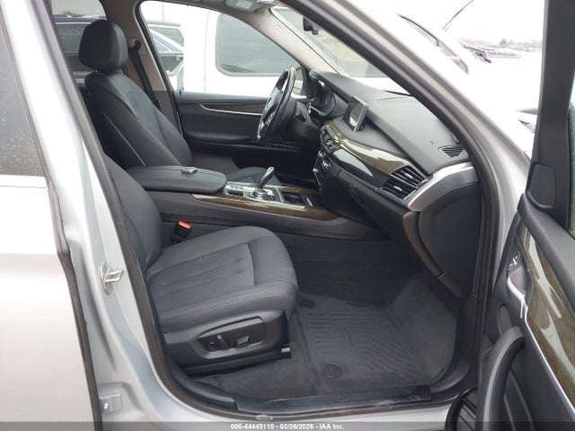 44445110 :رقم المزاد ، 5UXKR0C59F0P05974 vin ، 2015 Bmw X5 Xdrive35i مزاد بيع