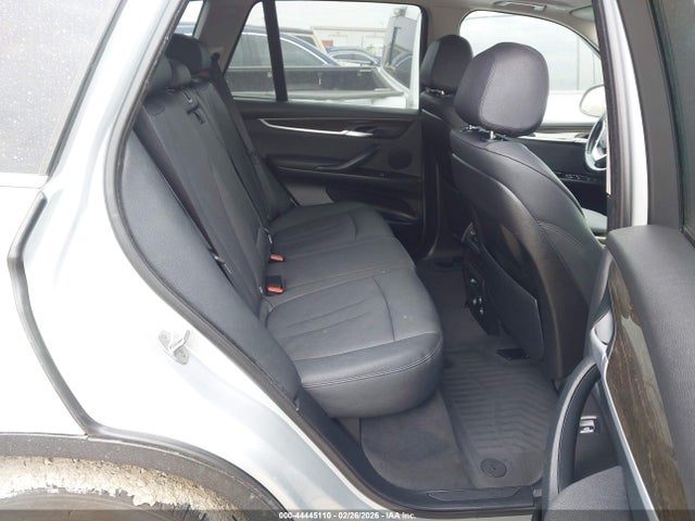 44445110 :رقم المزاد ، 5UXKR0C59F0P05974 vin ، 2015 Bmw X5 Xdrive35i مزاد بيع