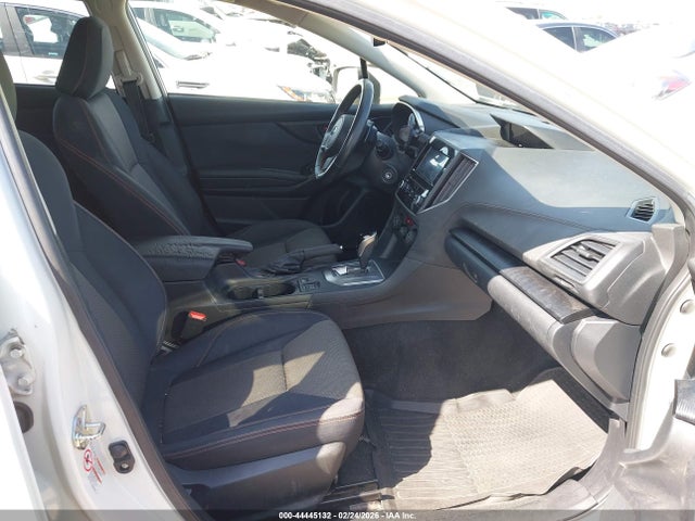 Subaru Crosstrek 2.0i Premium 2019 JF2GTAEC5KH227706 Image 5