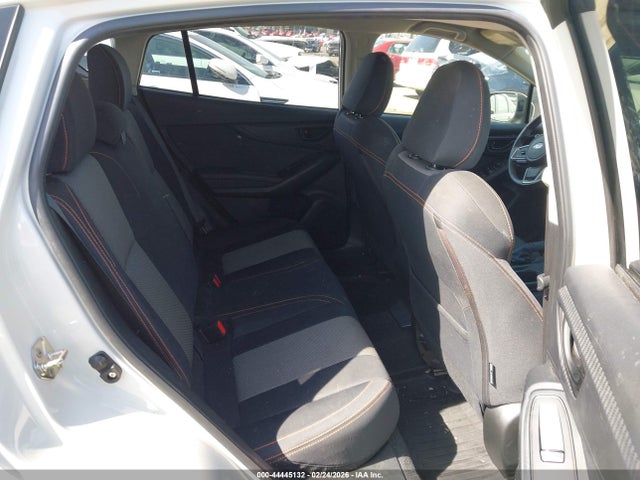 Subaru Crosstrek 2.0i Premium 2019 JF2GTAEC5KH227706 Image 8