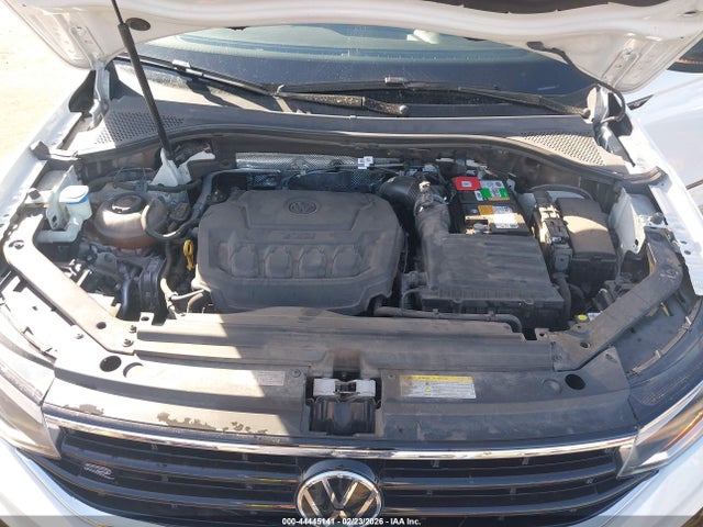 3VVCB7AX9PM109125 Volkswagen Tiguan 2.0t Se R-line Black