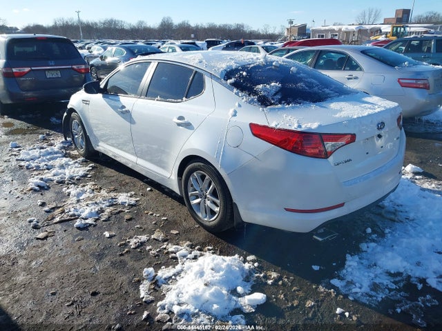 2011 KIA OPTIMA KNAGM4A71B5147601 Photo 2
