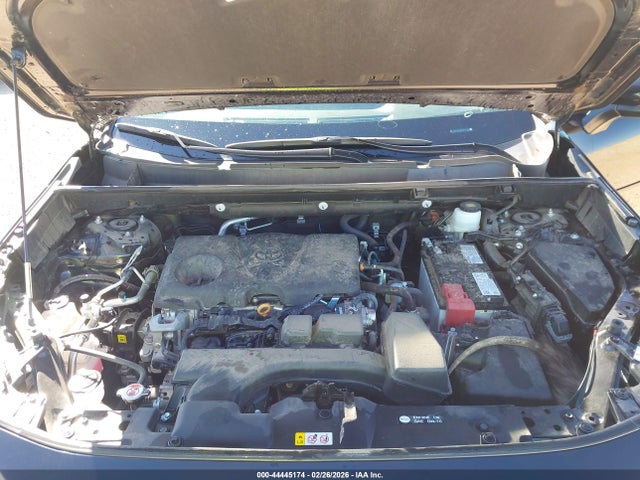 2T3C1RFV8SW377143 Toyota Rav4 Xle Premium