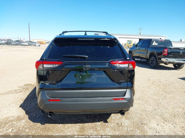 2T3C1RFV8SW377143 Toyota Rav4 Xle Premium