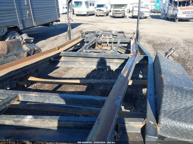 5R8BR1422KM060527 Maxx-d Rolloff Dump Trailer