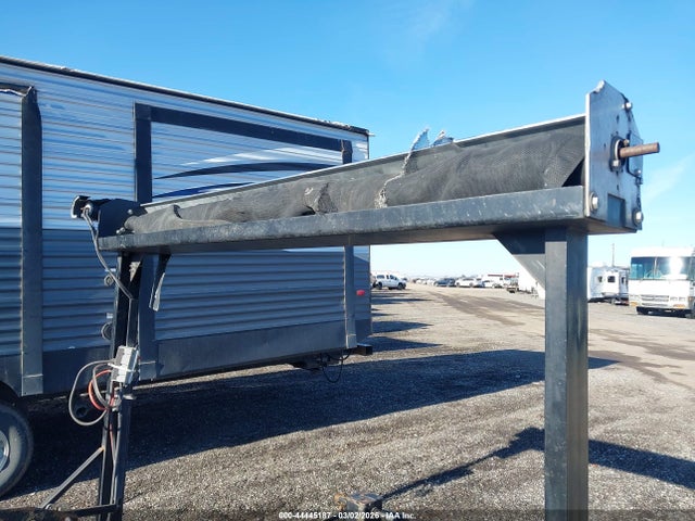 5R8BR1422KM060527 Maxx-d Rolloff Dump Trailer