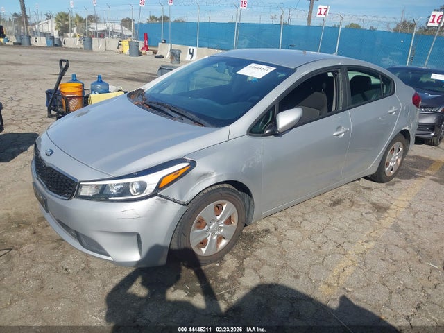 KIA FORTE LX 2017 3KPFK4A78HE022290 Image 2
