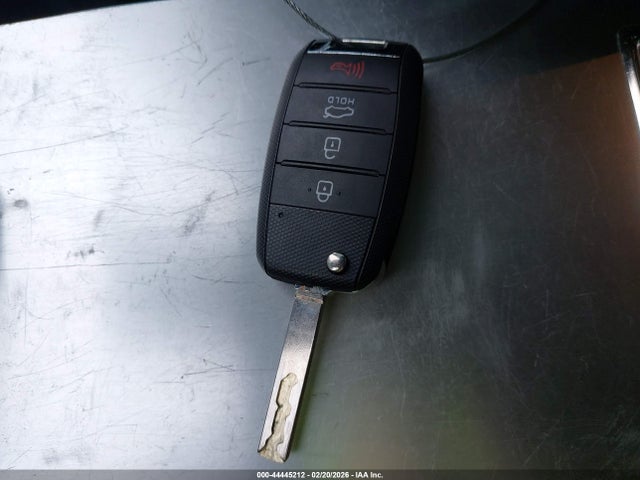 5XXGT4L35KG282446 KIA Optima Lx