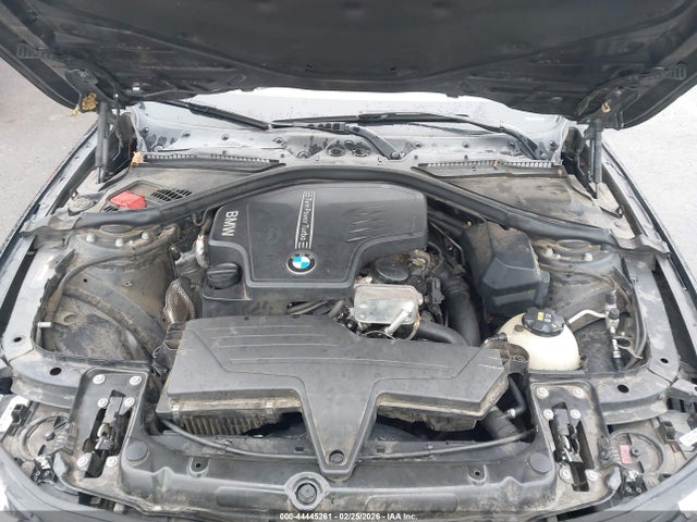 2016 BMW 320I WBA8A9C57GK618715 Photo 9