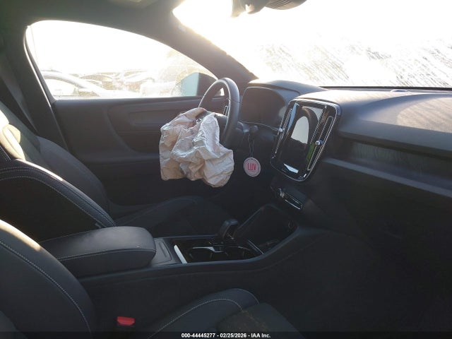 YV4ED3GL3P2057722 Volvo C40 Recharge Pure Electric Twin Plus