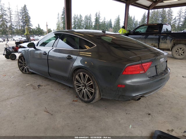 2014 AUDI A7 WAU2MAFC7EN114590 Photo 2