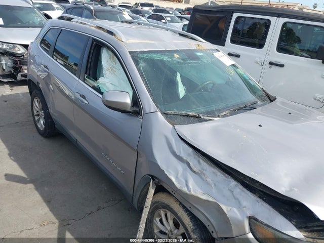 1C4PJLCB4KD171209 Jeep Cherokee Latitude Fwd