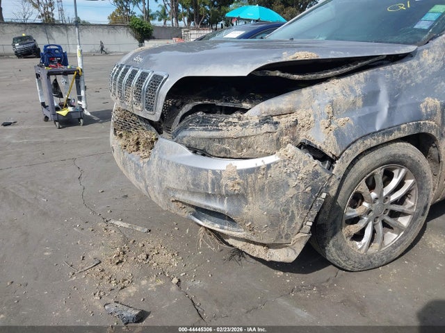 1C4PJLCB4KD171209 Jeep Cherokee Latitude Fwd