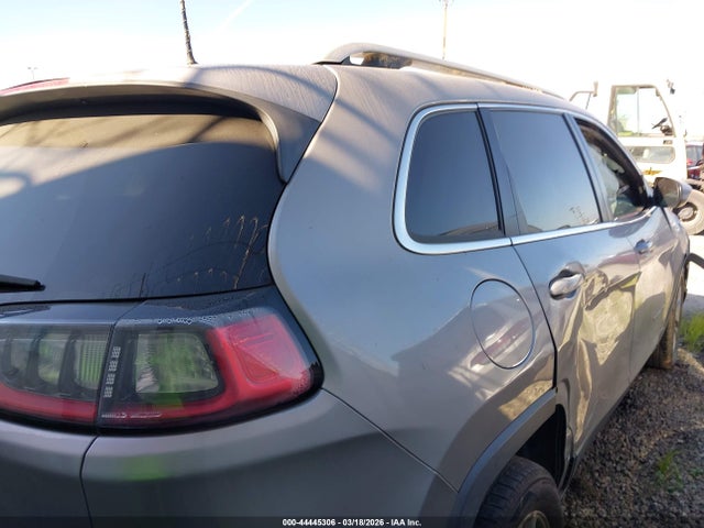 1C4PJLCB4KD171209 Jeep Cherokee Latitude Fwd
