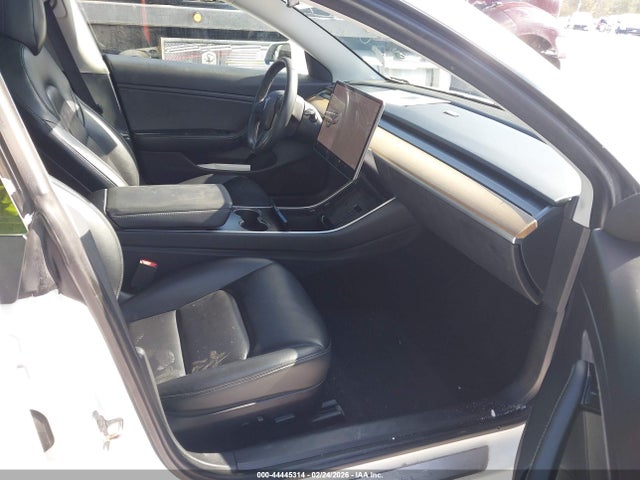 2020 TESLA MODEL 3 5YJ3E1EA3LF613497 Photo 4