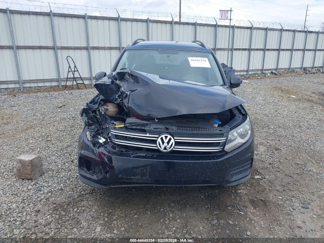 Продаж на аукціоні авто 2015 Volkswagen Tiguan S, vin: WVGAV7AX9FW614251, номер лоту: 44445334