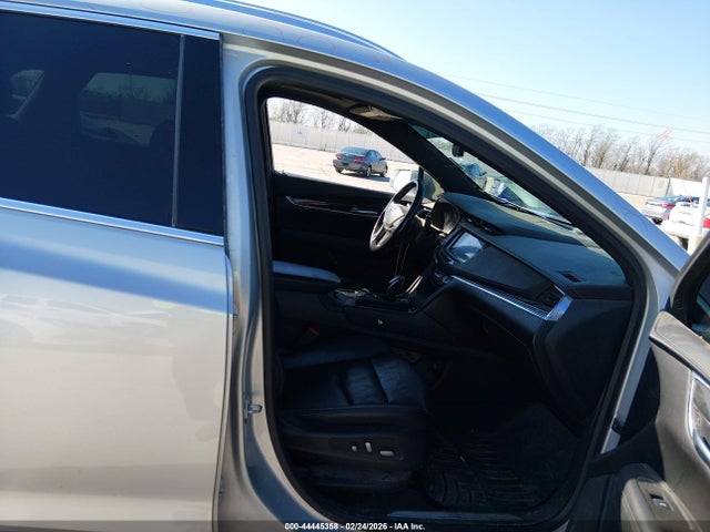 44445358 :رقم المزاد ، 1GYKNDRS4LZ176517 vin ، 2020 Cadillac Xt5 Awd Premium Luxury مزاد بيع