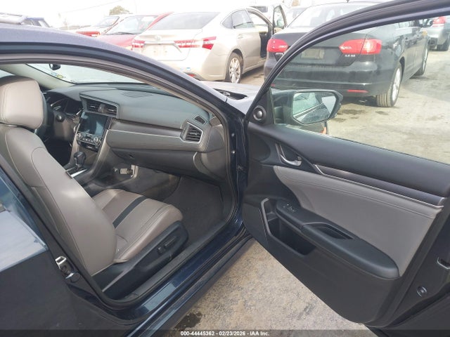 19XFC1F98GE218671 Honda Civic Touring