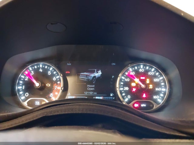 2018 Jeep Renegade Altitude 4x4 მანქანა იყიდება აუქციონზე, vin: ZACCJBBB8JPH02132, აუქციონის ნომერი: 44445365