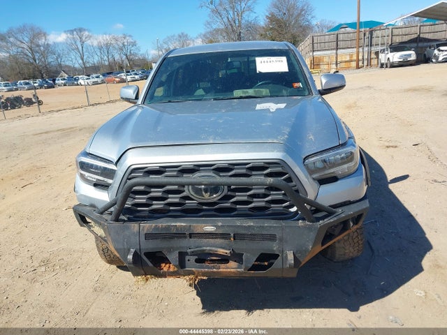 Продаж на аукціоні авто 2022 Toyota Tacoma Trd Off Road, vin: 3TYCZ5AN7NT102589, номер лоту: 44445398