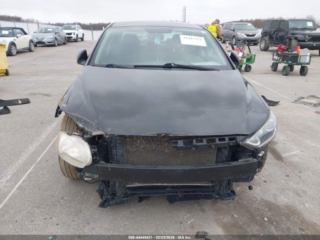 2017 Hyundai Elantra Limited მანქანა იყიდება აუქციონზე, vin: 5NPD84LFXHH069178, აუქციონის ნომერი: 44445421