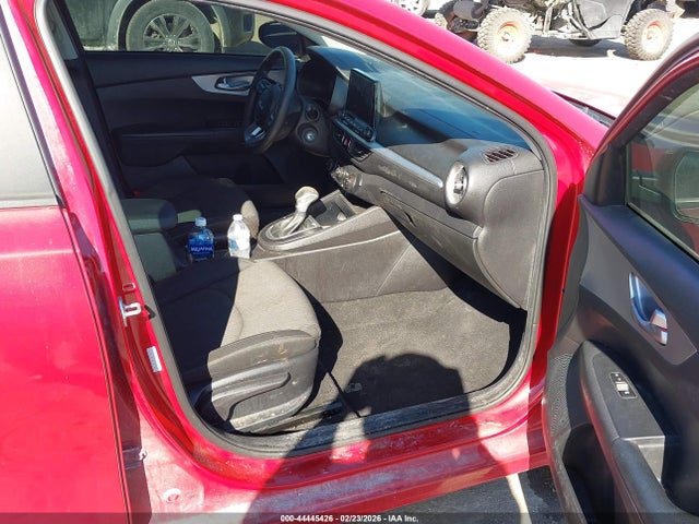3KPF24AD6NE463062 KIA Forte Lxs