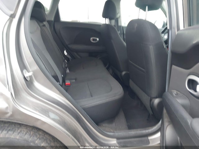 KIA SOUL + 2018 KNDJP3A54J7572631 Image 8