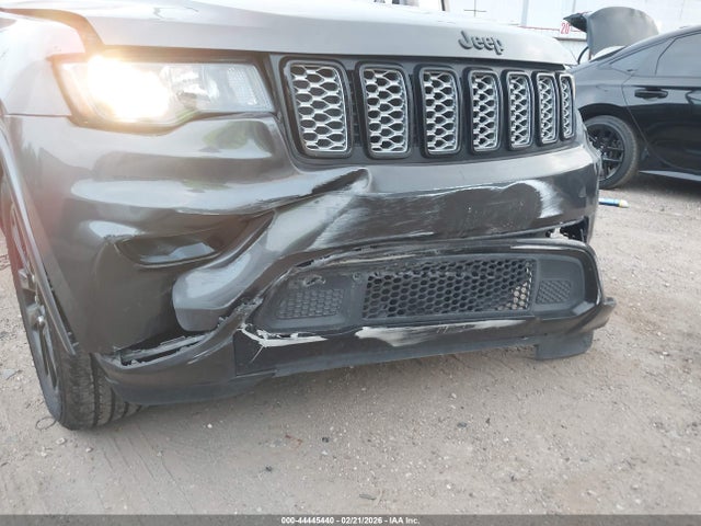 1C4RJEAG6JC304432 Jeep Grand Cherokee Altitude 4x2