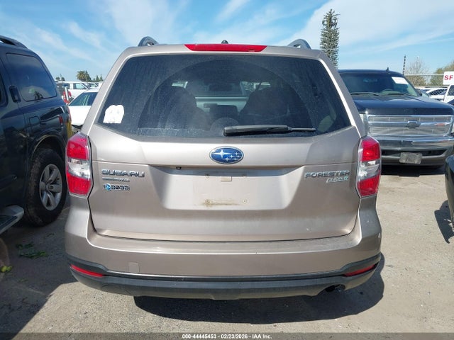 Subaru Forester 2.5i Premium 2015 JF2SJAFC4FH835821 Image 16