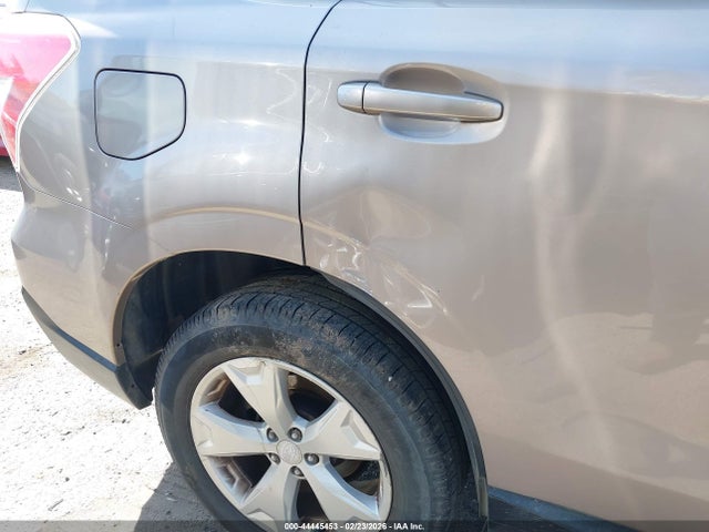 Subaru Forester 2.5i Premium 2015 JF2SJAFC4FH835821 Image 18
