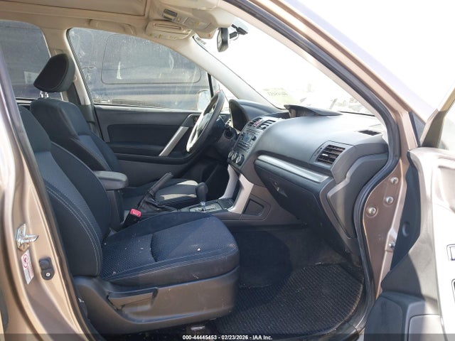 Subaru Forester 2.5i Premium 2015 JF2SJAFC4FH835821 Image 5