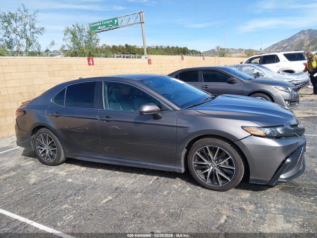 4T1G11AK9MU540426 Toyota CAMRY SE