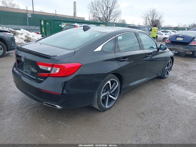 1HGCV1F3XJA133125 Honda Accord Sport