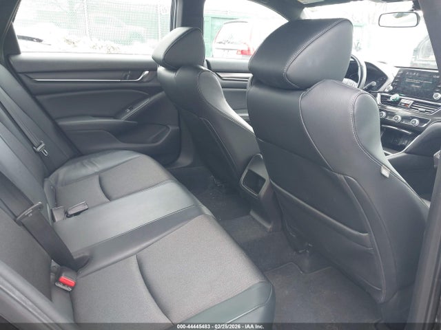 1HGCV1F3XJA133125 Honda Accord Sport