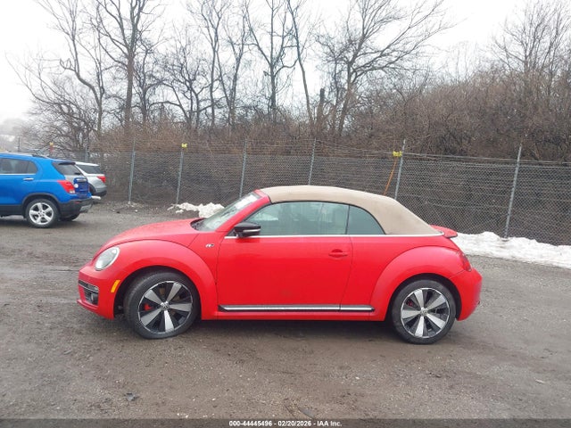 3VW7T7AT2FM810241 Volkswagen Beetle 2.0t R-line