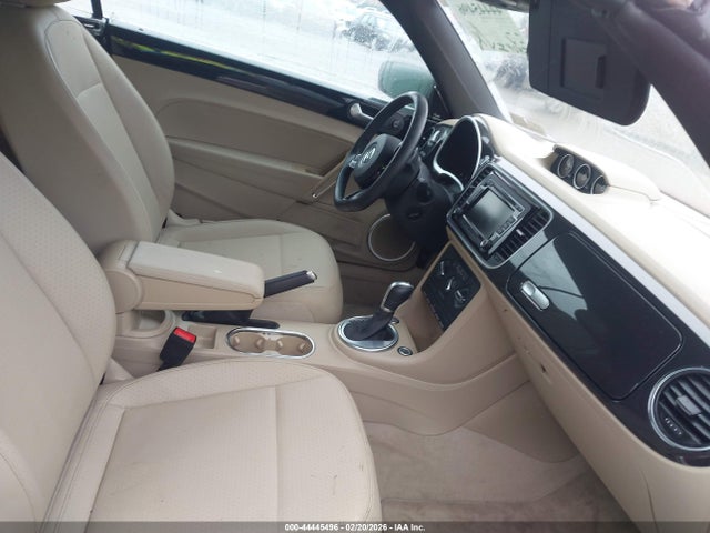 3VW7T7AT2FM810241 Volkswagen Beetle 2.0t R-line