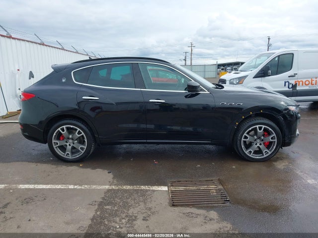 ZN661XUS3HX238647 Maserati Levante
