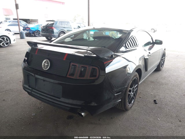 Ford Mustang V6 2014 1ZVBP8AM4E5313757 Image 4