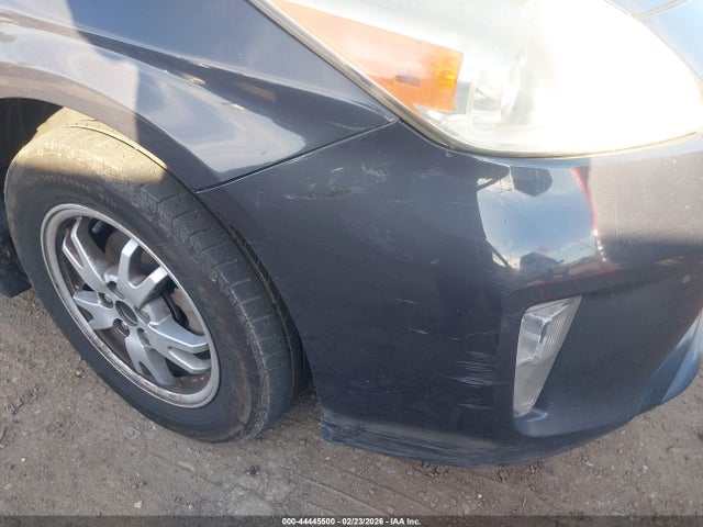 Toyota Prius Three 2014 JTDKN3DU8E1764172 Image 17