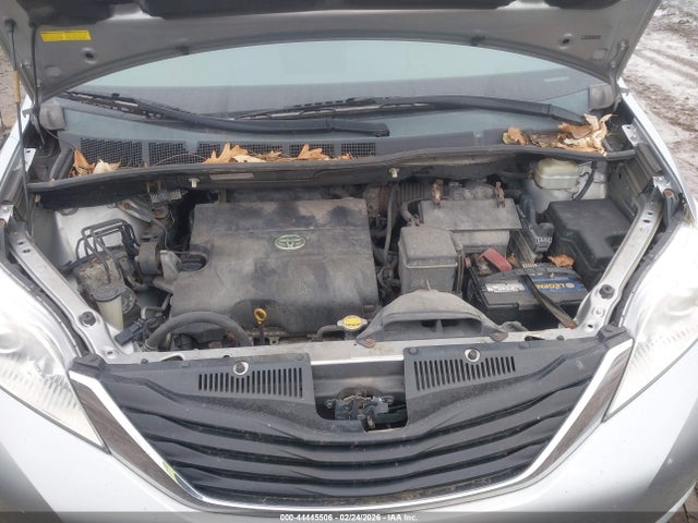 Aukcja sprzedaży 2011 Toyota Sienna Le V6, vin: 5TDKK3DC2BS083746, numer aukcji: 44445506