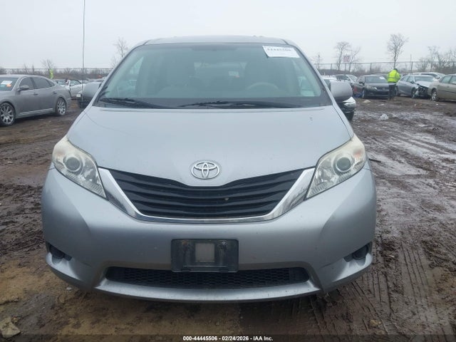 Aukcja sprzedaży 2011 Toyota Sienna Le V6, vin: 5TDKK3DC2BS083746, numer aukcji: 44445506