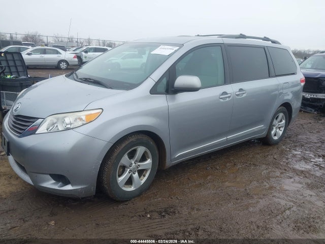 Aukcja sprzedaży 2011 Toyota Sienna Le V6, vin: 5TDKK3DC2BS083746, numer aukcji: 44445506