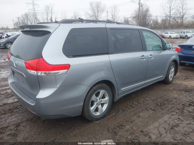 Aukcja sprzedaży 2011 Toyota Sienna Le V6, vin: 5TDKK3DC2BS083746, numer aukcji: 44445506