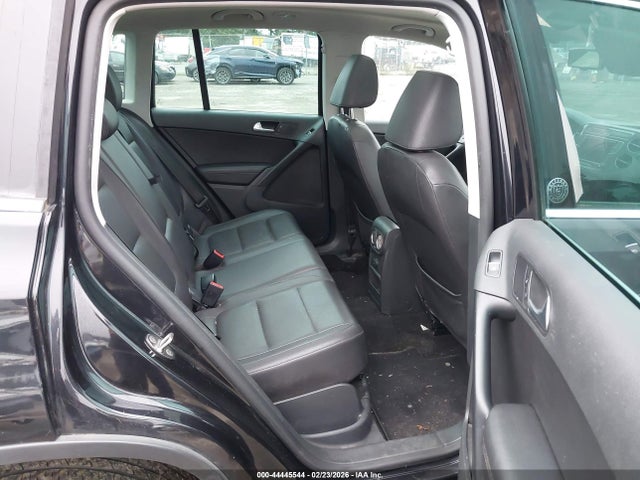 WVGRV7AXXHW507120 Volkswagen Tiguan 2.0t Wolfsburg Edition