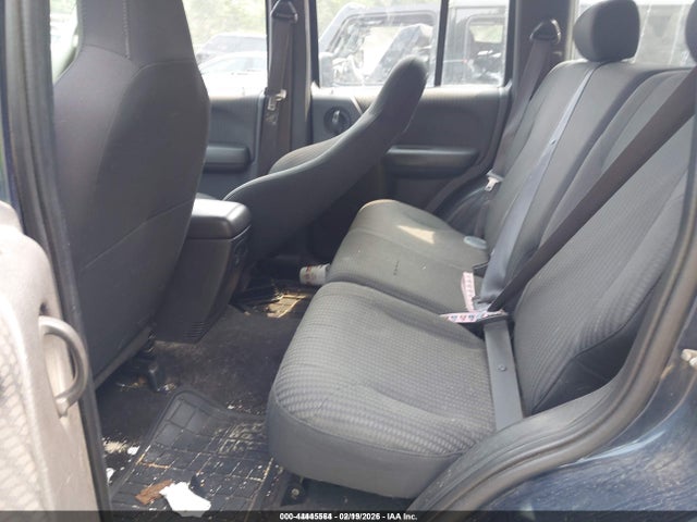 44445564 :رقم المزاد ، 1J4GL48K42W346923 vin ، 2002 Jeep Liberty Sport مزاد بيع