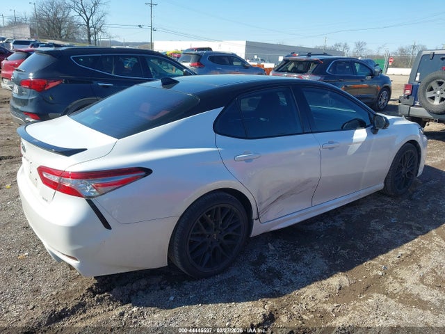 4T1B61HK0KU275555 Toyota CAMRY XSE